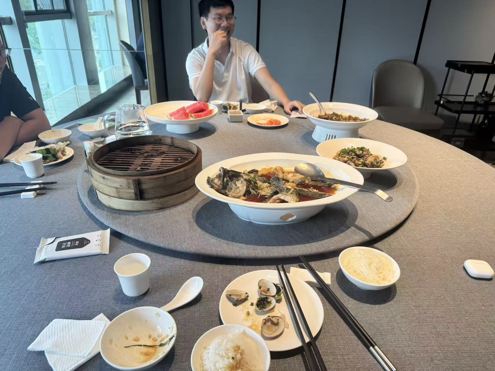 6 月 4 日外食聚餐